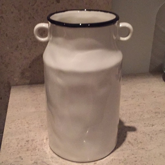 LAST ONE:  Rae Dunn “Farm Fresh” ceramic vase. - Picture 7 of 7